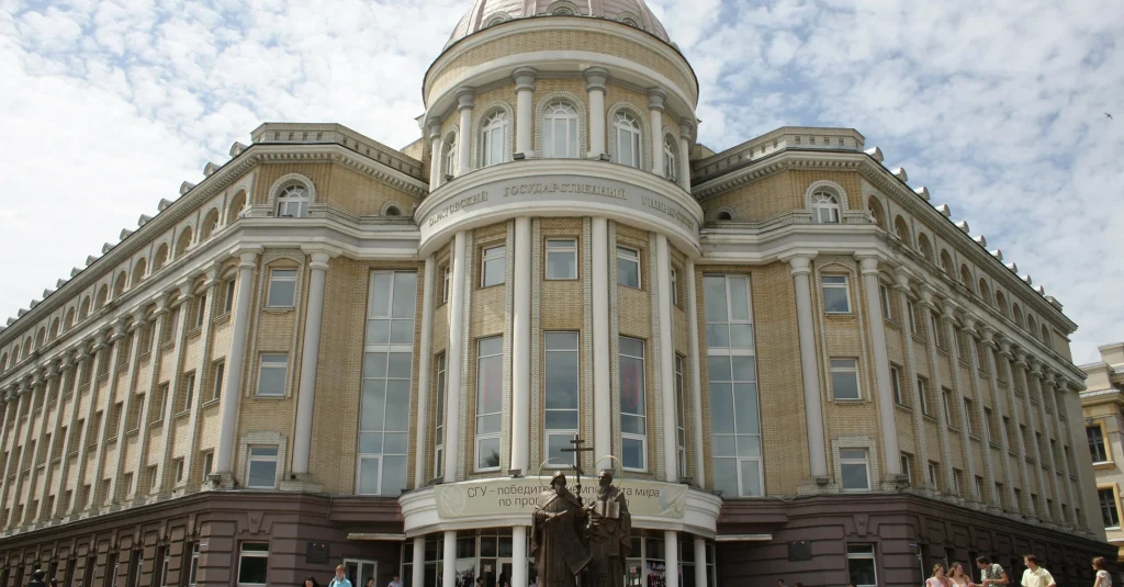 Saratov Devlet Üniversitesi