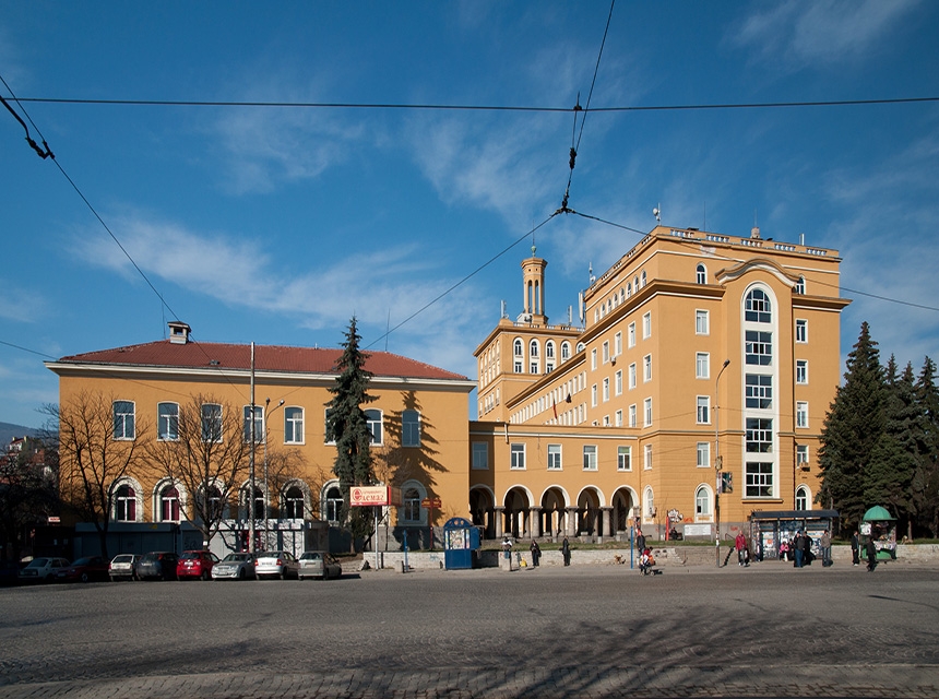 Bitola Manastır Üniversitesi