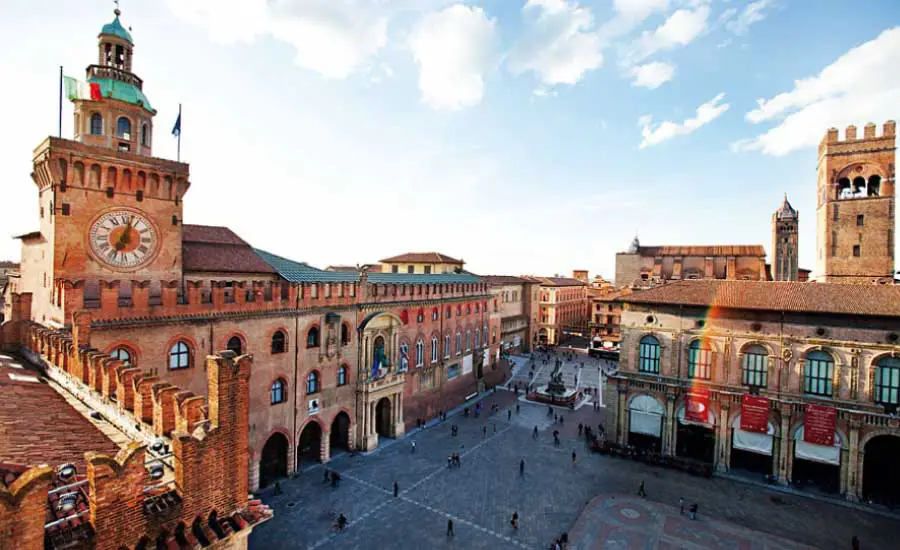 Bologna Üniversitesi